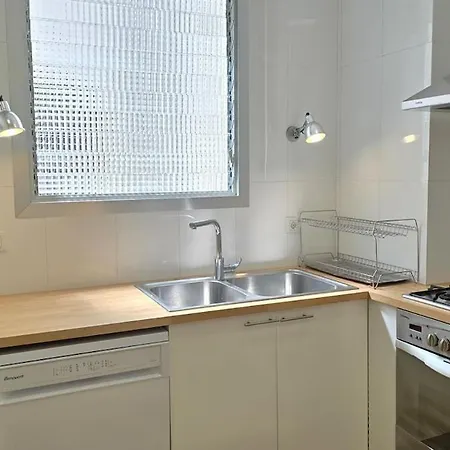 Opening Doors Montjuic-sants, Bright And Incredible Views Apartment Barcelona