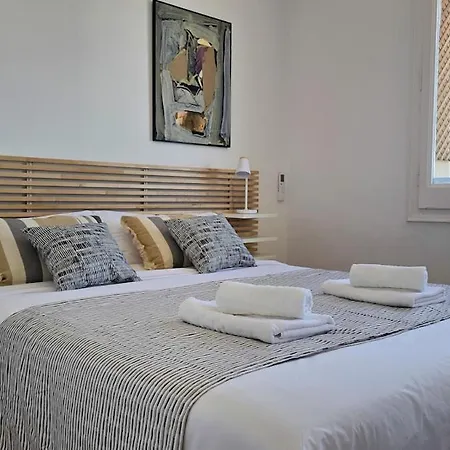 Opening Doors Sants Montjuic Apartamento *