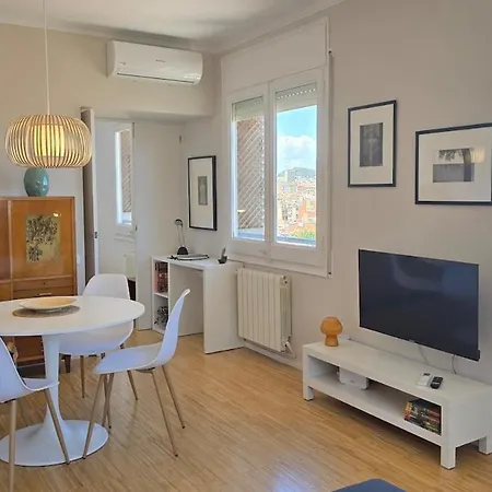 Opening Doors Sants Montjuic Apartamento *
